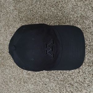 Nike Heritage 86 Dri-Fit University of Minnesota Black Adjustable Hat Rare